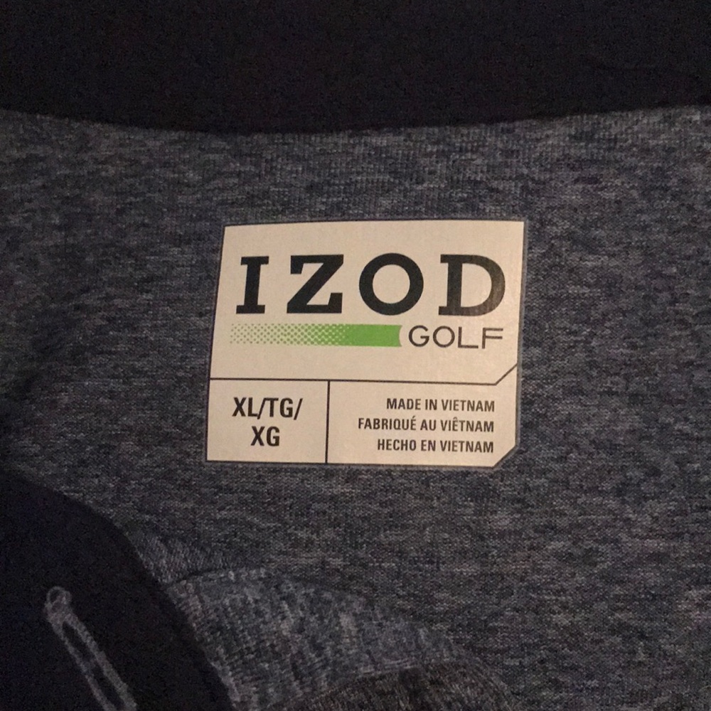 IZOD GOLF SLEEVELESS TOP - Picture 2 of 3